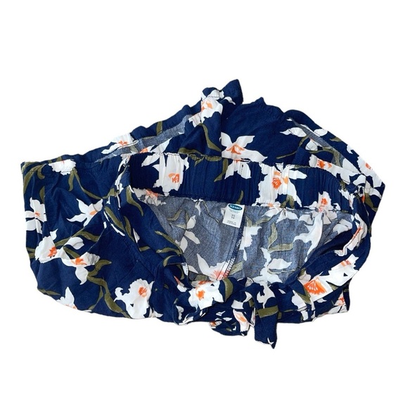 Women’s Flowy Navy Blue Floral Shorts with Tie, Size XS-Old Navy-Great Condition - Picture 3 of 4